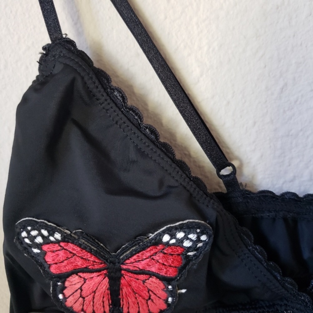 Urban Outfitters Butterfly Applique Bra - Picture 6 of 10